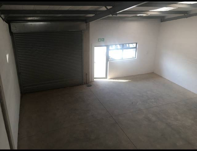 180M² WAREHOUSE TO LET IN CORNUBIA